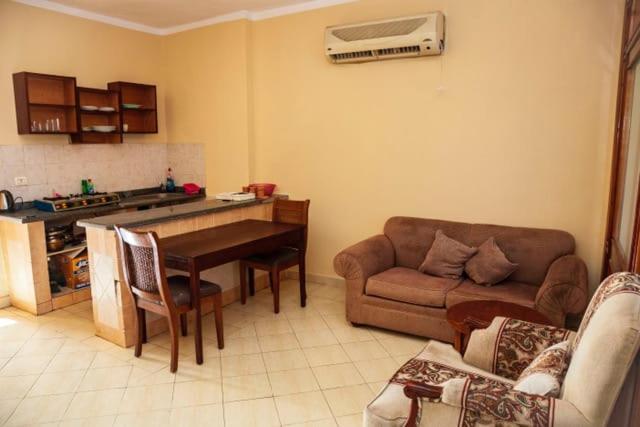 Apartment Sharm Экстерьер фото